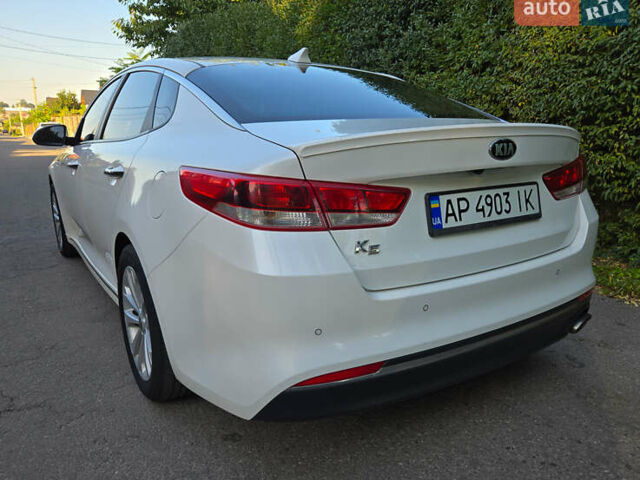 Білий Кіа K5, об'ємом двигуна 2 л та пробігом 170 тис. км за 14500 $, фото 11 на Automoto.ua