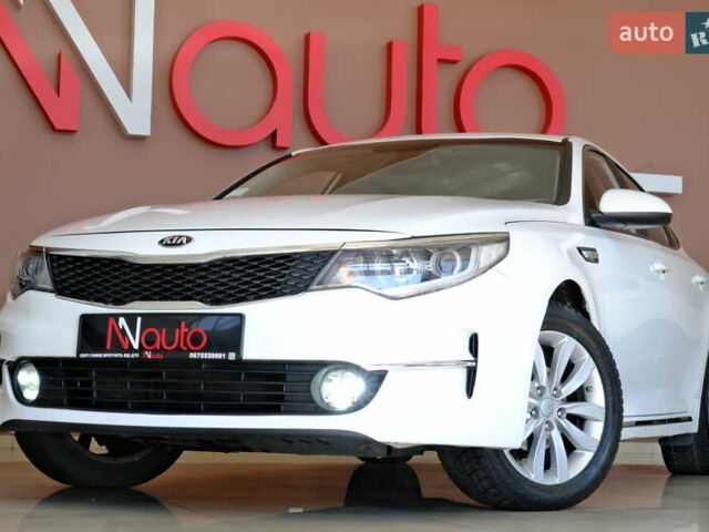 Белый Киа K5, объемом двигателя 2 л и пробегом 163 тыс. км за 9000 $, фото 17 на Automoto.ua