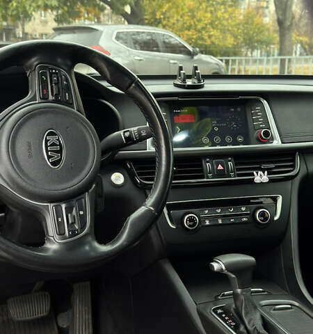 Білий Кіа K5, об'ємом двигуна 2 л та пробігом 151 тис. км за 12999 $, фото 8 на Automoto.ua