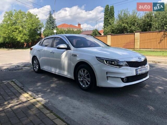 Білий Кіа K5, об'ємом двигуна 2 л та пробігом 335 тис. км за 11990 $, фото 2 на Automoto.ua