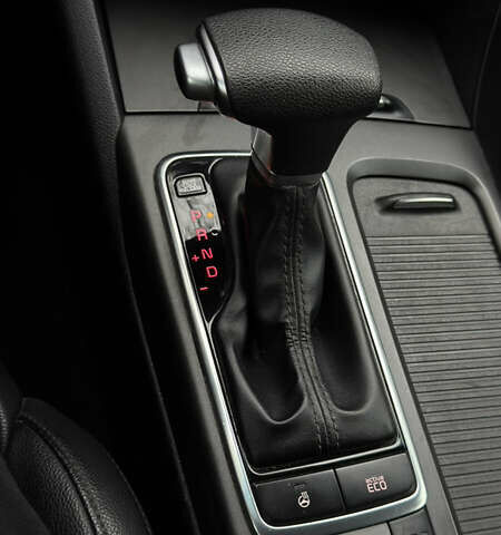 Білий Кіа K5, об'ємом двигуна 2 л та пробігом 151 тис. км за 12999 $, фото 10 на Automoto.ua