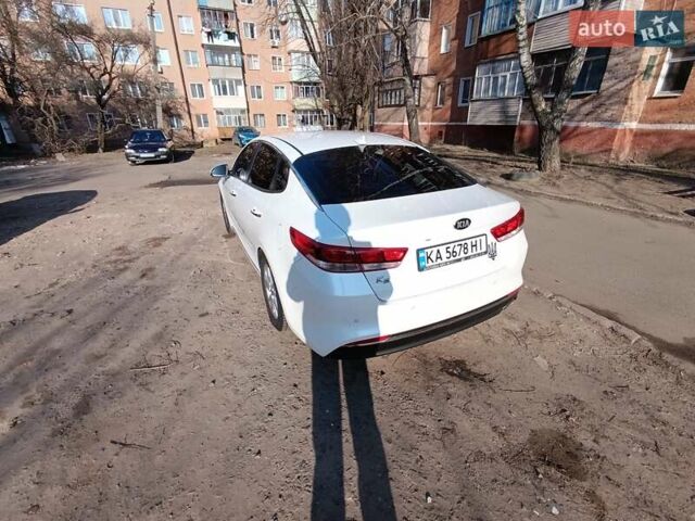 Белый Киа K5, объемом двигателя 2 л и пробегом 258 тыс. км за 11800 $, фото 17 на Automoto.ua