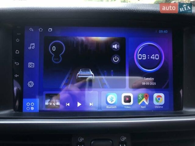 Білий Кіа K5, об'ємом двигуна 2 л та пробігом 335 тис. км за 11990 $, фото 17 на Automoto.ua