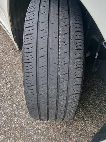 Белый Киа K5, объемом двигателя 2 л и пробегом 143 тыс. км за 15000 $, фото 23 на Automoto.ua