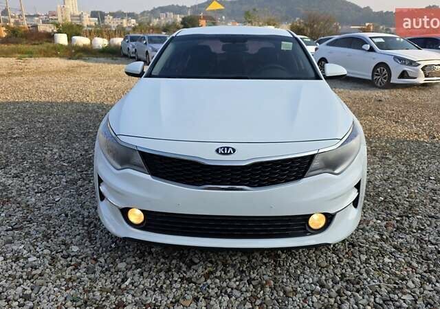 Білий Кіа K5, об'ємом двигуна 0 л та пробігом 376 тис. км за 11490 $, фото 1 на Automoto.ua