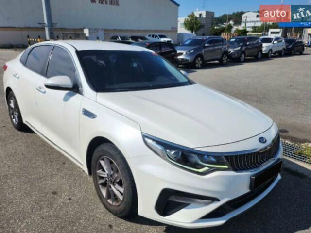 Белый Киа K5, объемом двигателя 2 л и пробегом 143 тыс. км за 16000 $, фото 5 на Automoto.ua