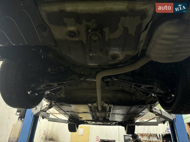 Киа K5 2018 в Киеве на Automoto.ua Белый Киа K5, объемом двигателя 2 л и пробегом 157 тыс. км за 14500 $, фото 14 на Automoto.ua