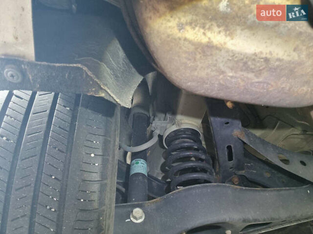 Белый Киа K5, объемом двигателя 2 л и пробегом 143 тыс. км за 16000 $, фото 24 на Automoto.ua