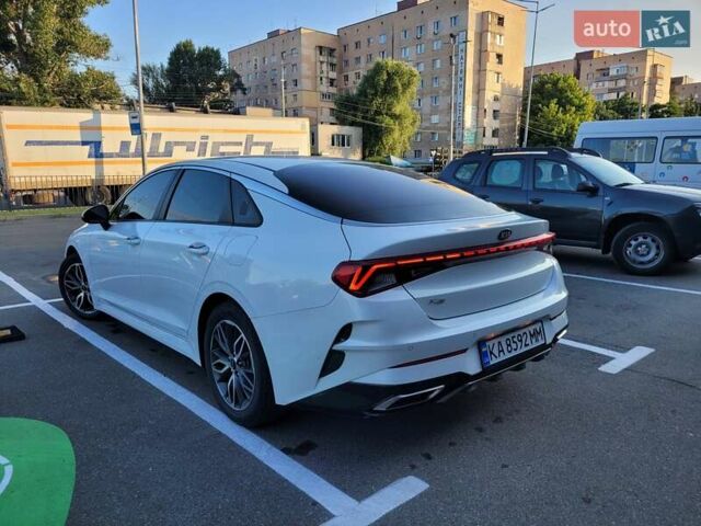 Білий Кіа K5, об'ємом двигуна 2 л та пробігом 192 тис. км за 19800 $, фото 3 на Automoto.ua