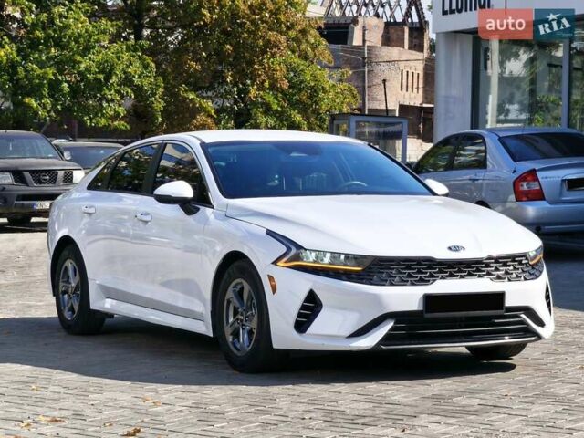 Білий Кіа K5, об'ємом двигуна 1.6 л та пробігом 22 тис. км за 21500 $, фото 3 на Automoto.ua