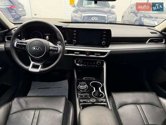 Білий Кіа K5, об'ємом двигуна 2 л та пробігом 167 тис. км за 19999 $, фото 17 на Automoto.ua