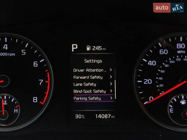 Білий Кіа K5, об'ємом двигуна 1.6 л та пробігом 22 тис. км за 21500 $, фото 27 на Automoto.ua