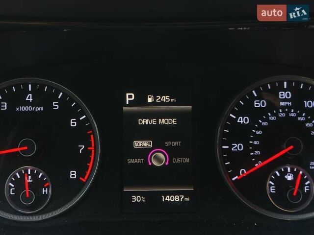 Білий Кіа K5, об'ємом двигуна 1.6 л та пробігом 22 тис. км за 21500 $, фото 26 на Automoto.ua