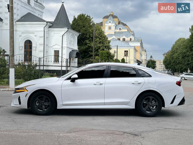 Білий Кіа K5, об'ємом двигуна 1.6 л та пробігом 12 тис. км за 21900 $, фото 3 на Automoto.ua