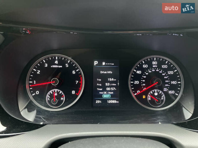 Білий Кіа K5, об'ємом двигуна 1.6 л та пробігом 12 тис. км за 21900 $, фото 32 на Automoto.ua