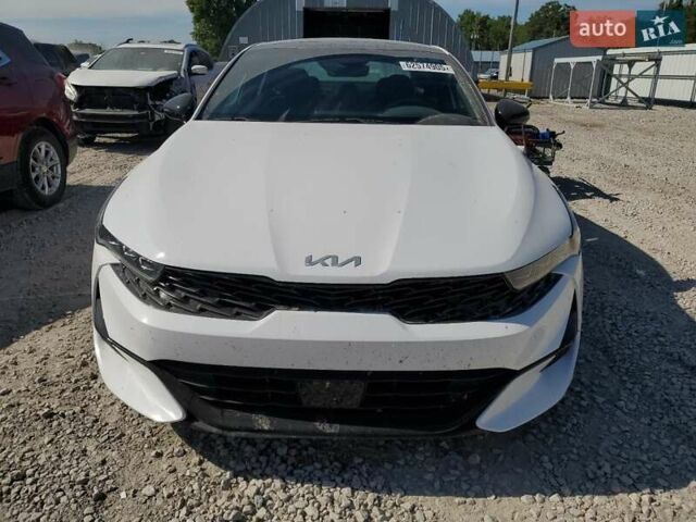 Белый Киа K5, объемом двигателя 1.6 л и пробегом 63 тыс. км за 9100 $, фото 4 на Automoto.ua