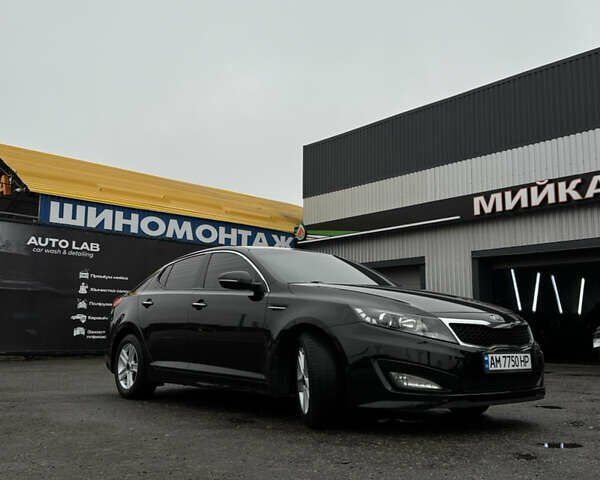Чорний Кіа K5, об'ємом двигуна 2 л та пробігом 146 тис. км за 8999 $, фото 3 на Automoto.ua