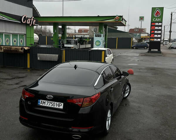 Чорний Кіа K5, об'ємом двигуна 2 л та пробігом 146 тис. км за 8999 $, фото 4 на Automoto.ua