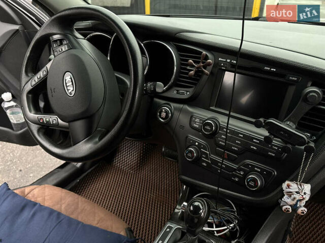 Чорний Кіа K5, об'ємом двигуна 2 л та пробігом 146 тис. км за 8999 $, фото 15 на Automoto.ua