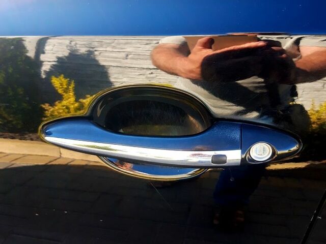 Чорний Кіа K5, об'ємом двигуна 2 л та пробігом 256 тис. км за 9300 $, фото 5 на Automoto.ua