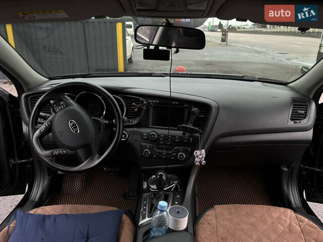 Чорний Кіа K5, об'ємом двигуна 2 л та пробігом 146 тис. км за 8999 $, фото 11 на Automoto.ua