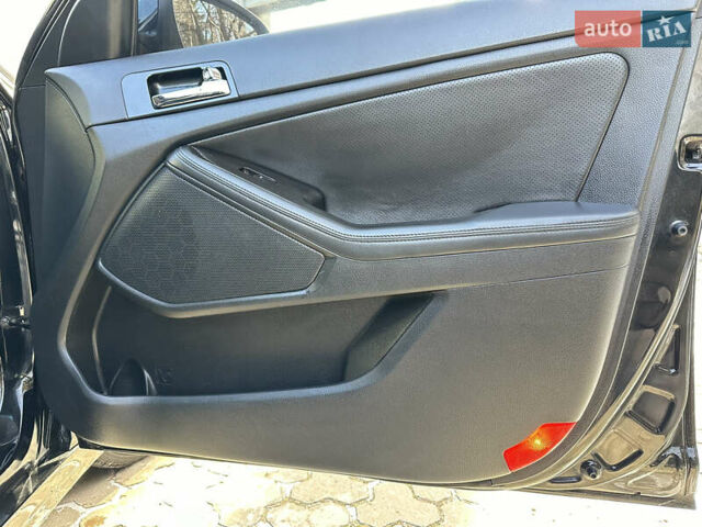 Черный Киа K5, объемом двигателя 2 л и пробегом 256 тыс. км за 9000 $, фото 33 на Automoto.ua