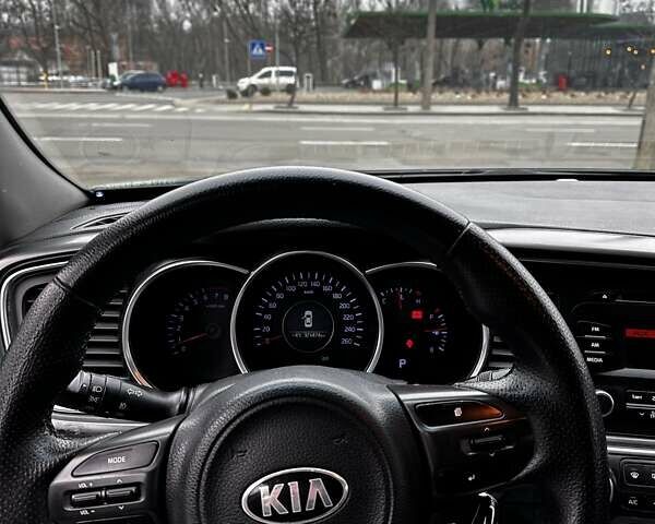 Черный Киа K5, объемом двигателя 2 л и пробегом 321 тыс. км за 8100 $, фото 10 на Automoto.ua