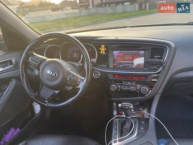 Чорний Кіа K5, об'ємом двигуна 2 л та пробігом 126 тис. км за 12500 $, фото 7 на Automoto.ua