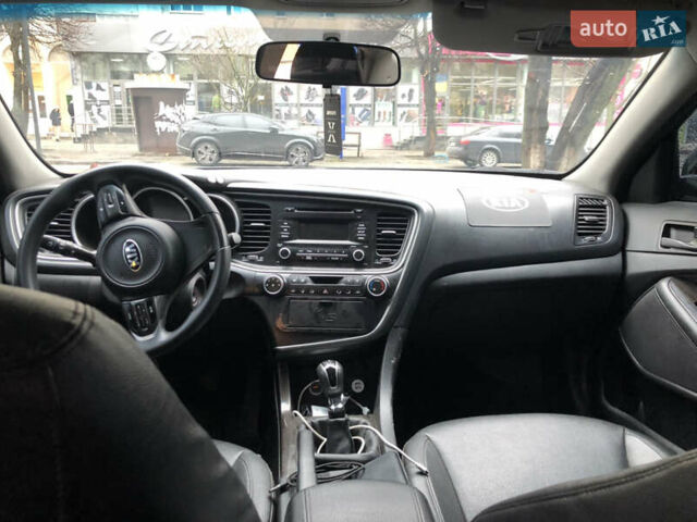 Черный Киа K5, объемом двигателя 2 л и пробегом 276 тыс. км за 9000 $, фото 17 на Automoto.ua
