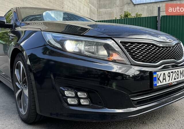 Чорний Кіа K5, об'ємом двигуна 2 л та пробігом 209 тис. км за 9499 $, фото 2 на Automoto.ua