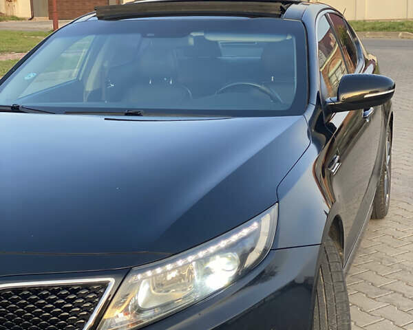 Чорний Кіа K5, об'ємом двигуна 2 л та пробігом 126 тис. км за 12500 $, фото 4 на Automoto.ua