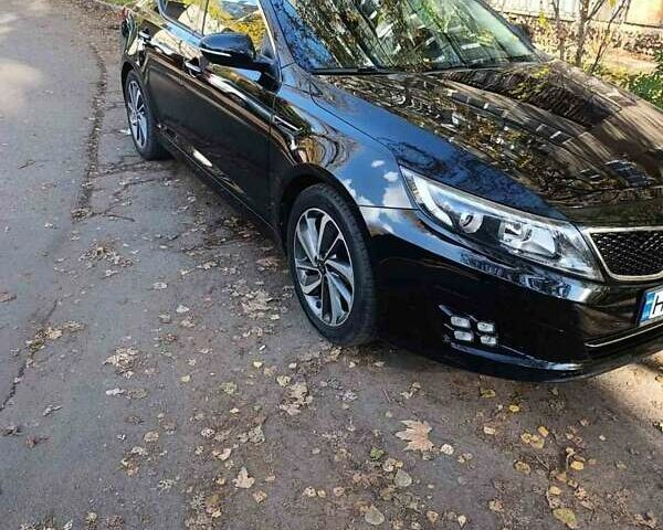 Черный Киа K5, объемом двигателя 2 л и пробегом 131 тыс. км за 12000 $, фото 2 на Automoto.ua