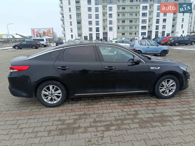 Черный Киа K5, объемом двигателя 2 л и пробегом 209 тыс. км за 11300 $, фото 4 на Automoto.ua