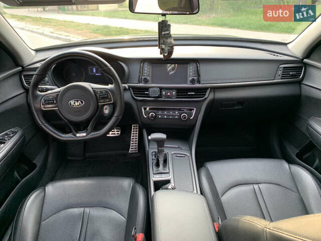 Черный Киа K5, объемом двигателя 2 л и пробегом 263 тыс. км за 11600 $, фото 23 на Automoto.ua