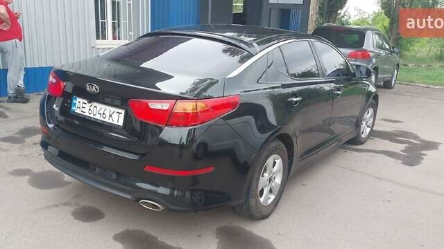 Чорний Кіа K5, об'ємом двигуна 2 л та пробігом 345 тис. км за 12000 $, фото 2 на Automoto.ua