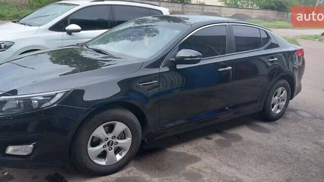 Чорний Кіа K5, об'ємом двигуна 2 л та пробігом 345 тис. км за 12000 $, фото 7 на Automoto.ua