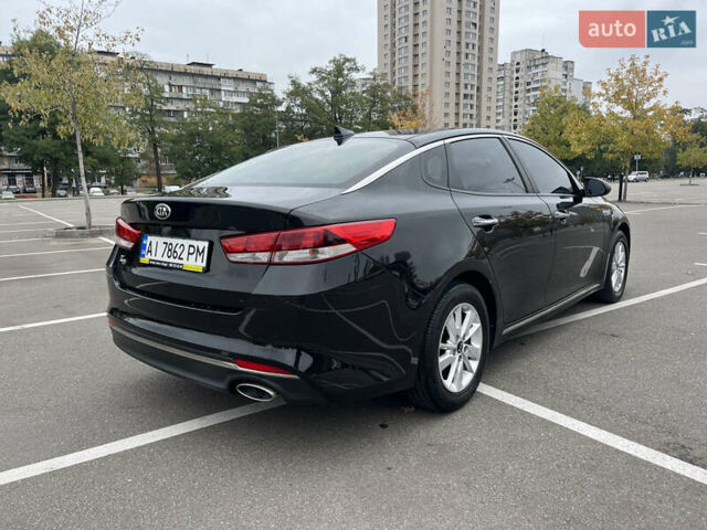 Черный Киа K5, объемом двигателя 2 л и пробегом 201 тыс. км за 13000 $, фото 2 на Automoto.ua