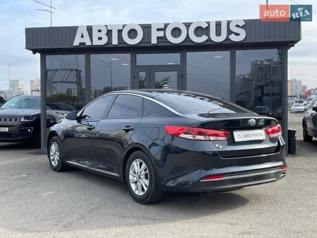 Чорний Кіа K5, об'ємом двигуна 2 л та пробігом 226 тис. км за 11990 $, фото 4 на Automoto.ua