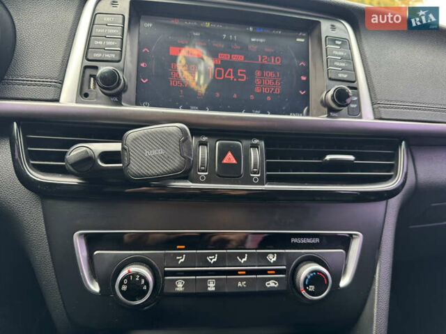 Чорний Кіа K5, об'ємом двигуна 2 л та пробігом 315 тис. км за 11500 $, фото 14 на Automoto.ua