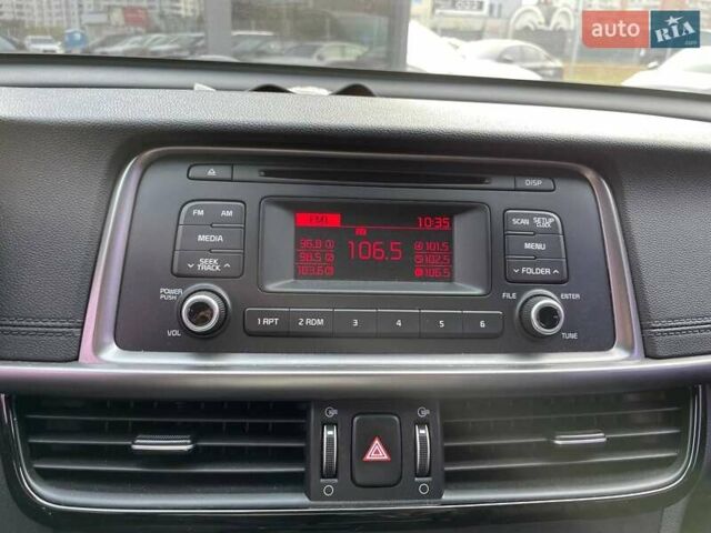 Чорний Кіа K5, об'ємом двигуна 2 л та пробігом 226 тис. км за 10490 $, фото 19 на Automoto.ua