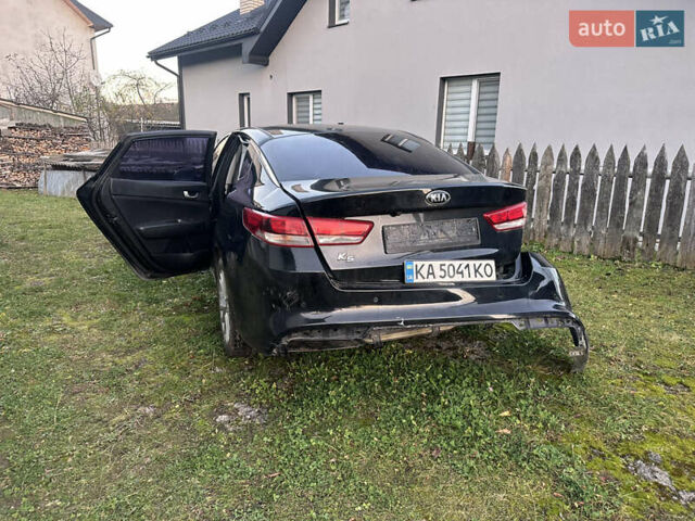 Чорний Кіа K5, об'ємом двигуна 2 л та пробігом 150 тис. км за 3900 $, фото 12 на Automoto.ua