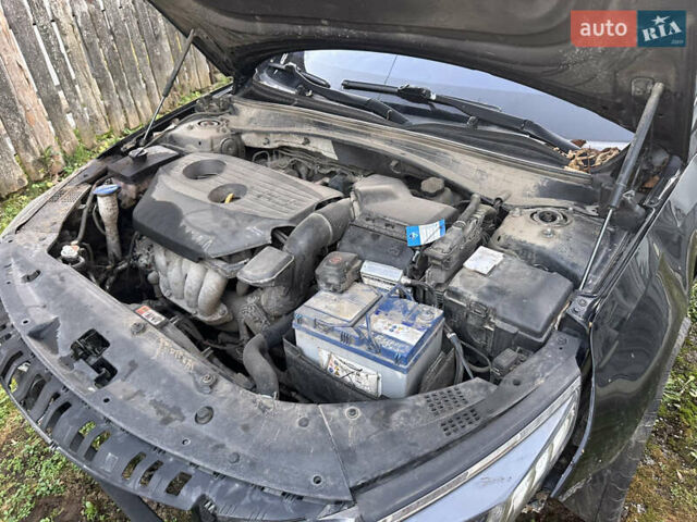Чорний Кіа K5, об'ємом двигуна 2 л та пробігом 150 тис. км за 3900 $, фото 2 на Automoto.ua