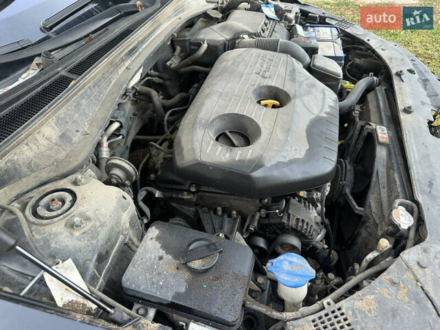 Чорний Кіа K5, об'ємом двигуна 2 л та пробігом 150 тис. км за 3900 $, фото 10 на Automoto.ua