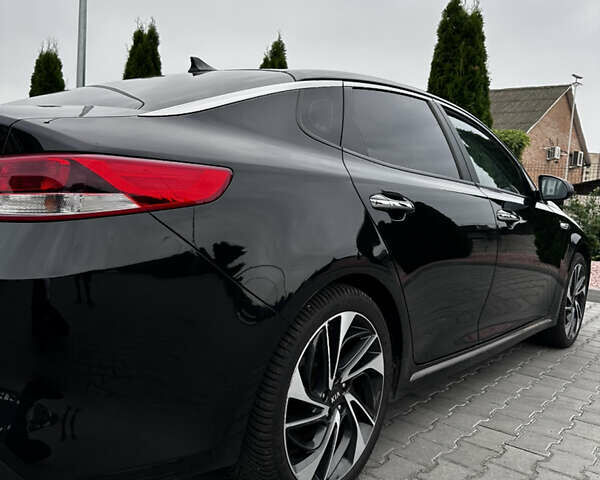 Черный Киа K5, объемом двигателя 2 л и пробегом 221 тыс. км за 11599 $, фото 8 на Automoto.ua