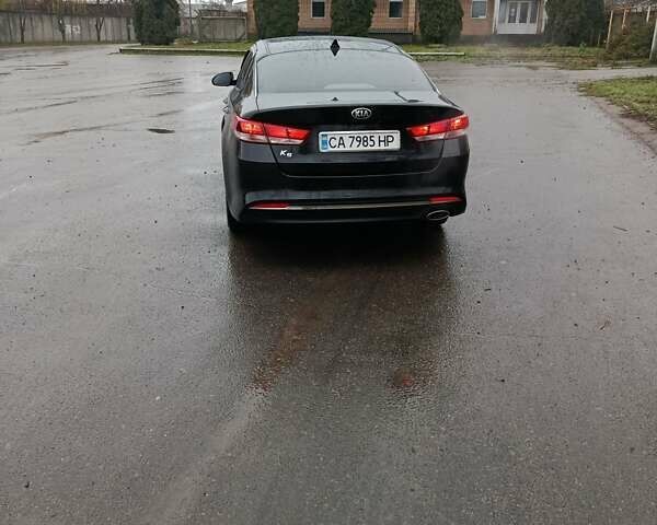 Чорний Кіа K5, об'ємом двигуна 2 л та пробігом 276 тис. км за 13200 $, фото 13 на Automoto.ua