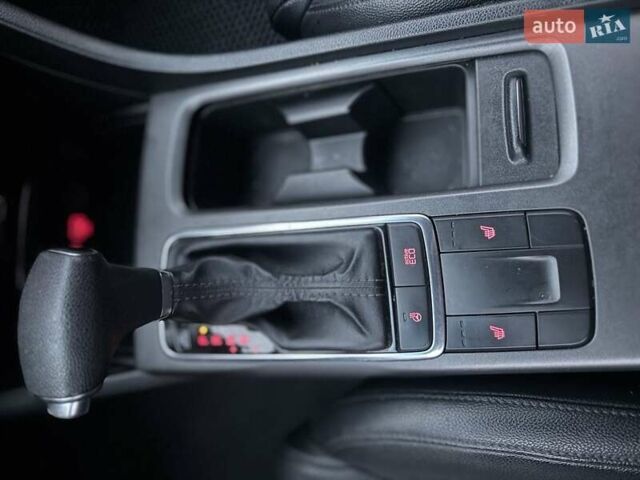 Черный Киа K5, объемом двигателя 2 л и пробегом 330 тыс. км за 10800 $, фото 12 на Automoto.ua