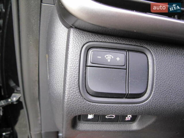 Чорний Кіа K5, об'ємом двигуна 0 л та пробігом 210 тис. км за 13900 $, фото 67 на Automoto.ua