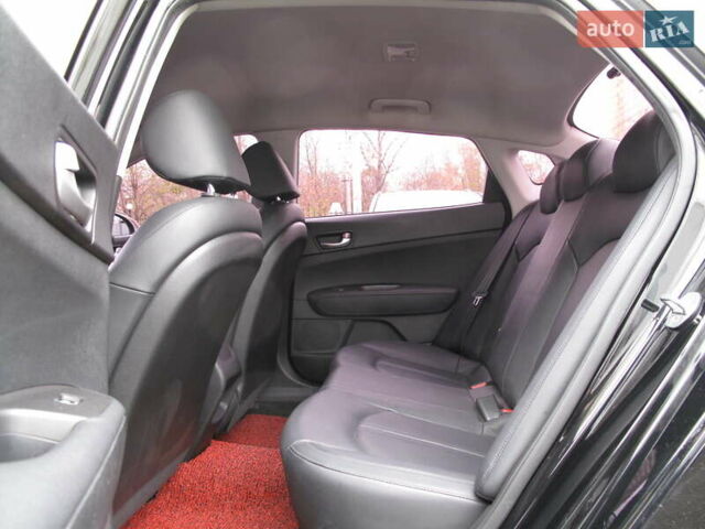 Чорний Кіа K5, об'ємом двигуна 0 л та пробігом 210 тис. км за 13900 $, фото 35 на Automoto.ua