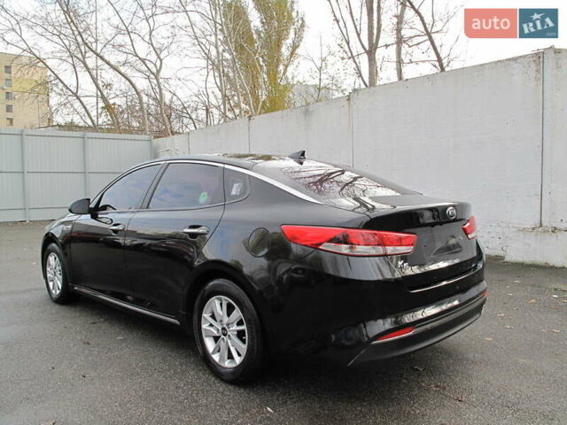 Чорний Кіа K5, об'ємом двигуна 0 л та пробігом 210 тис. км за 13900 $, фото 8 на Automoto.ua