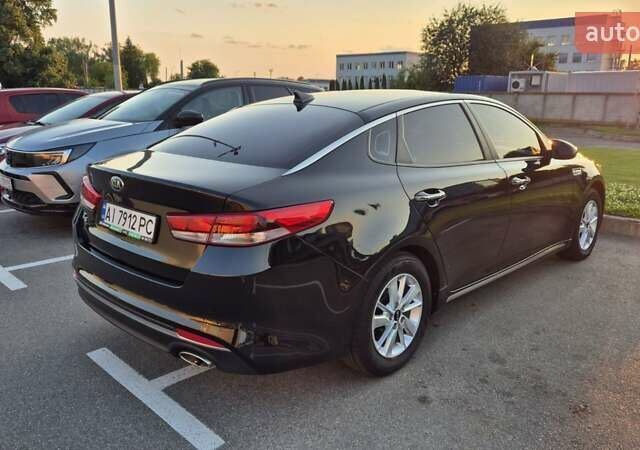 Чорний Кіа K5, об'ємом двигуна 2 л та пробігом 259 тис. км за 13000 $, фото 4 на Automoto.ua